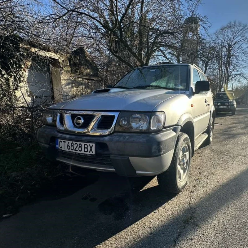 Nissan Terrano, снимка 1 - Автомобили и джипове - 48673018