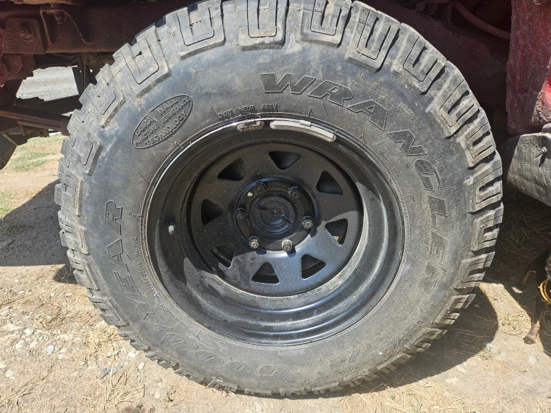Toyota Hilux, снимка 11 - Автомобили и джипове - 51095761