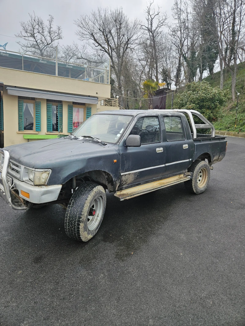 Toyota Hilux, снимка 4 - Автомобили и джипове - 49522634