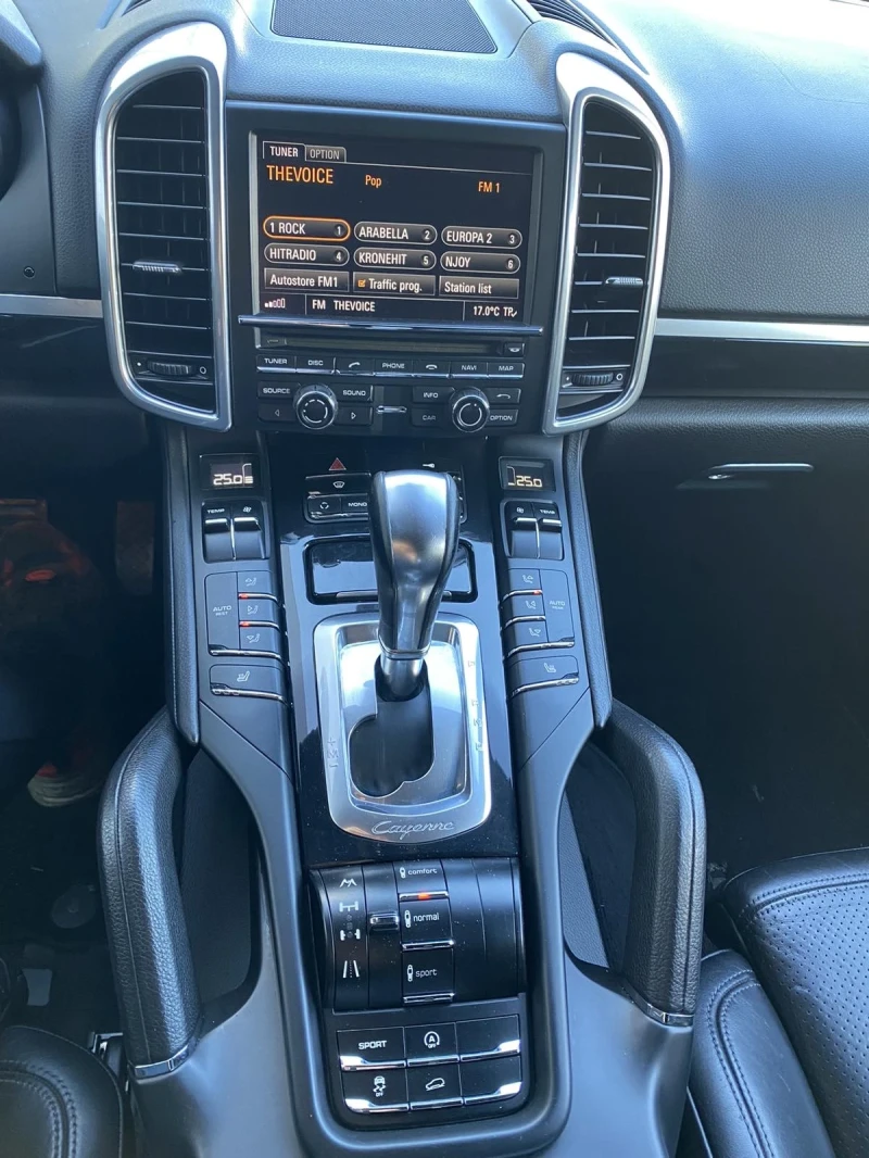 Porsche Cayenne, снимка 6 - Автомобили и джипове - 50449833