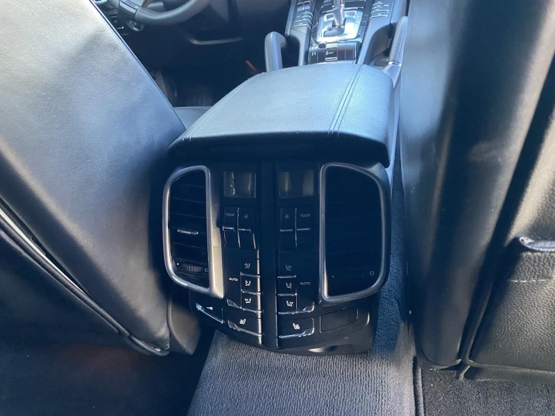 Porsche Cayenne, снимка 8 - Автомобили и джипове - 50449833
