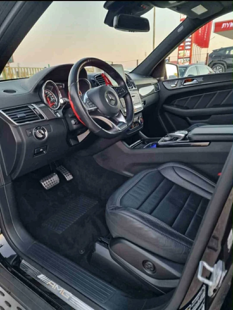 Mercedes-Benz GLE 63 S AMG, снимка 6 - Автомобили и джипове - 50850388