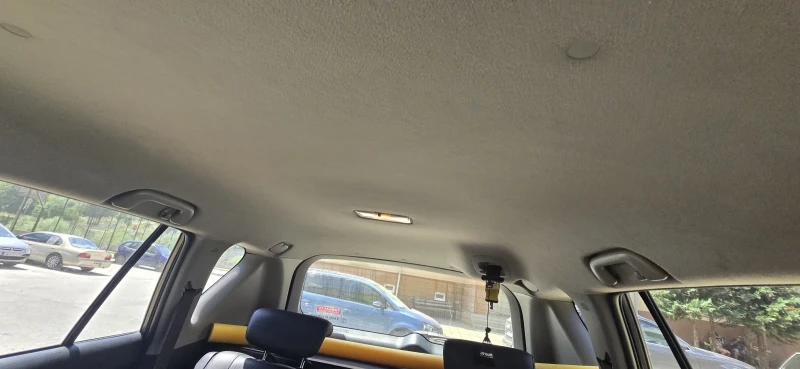 Toyota Rav4, снимка 10 - Автомобили и джипове - 52655086