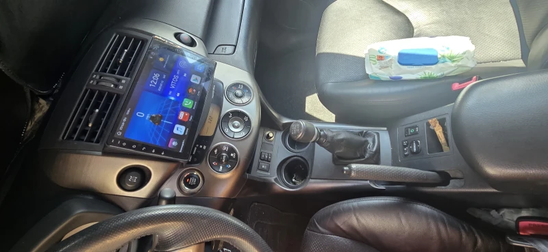 Toyota Rav4, снимка 11 - Автомобили и джипове - 52655086