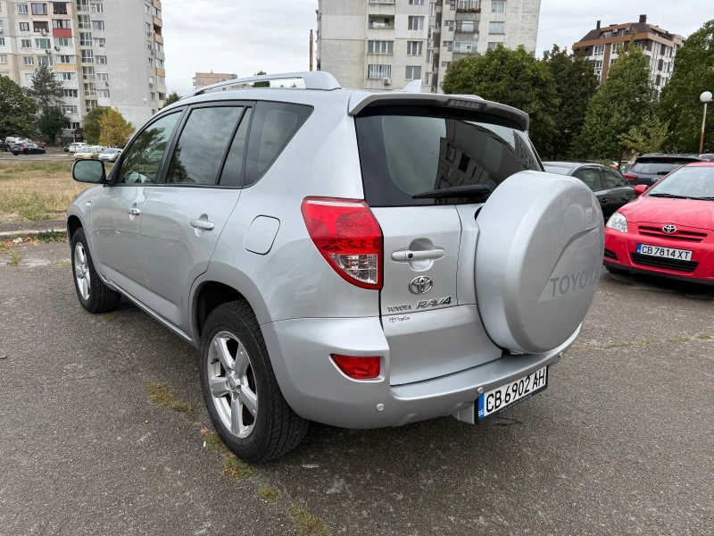 Toyota Rav4, снимка 6 - Автомобили и джипове - 51855808