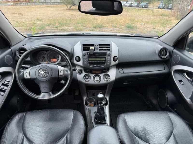 Toyota Rav4, снимка 10 - Автомобили и джипове - 51855808