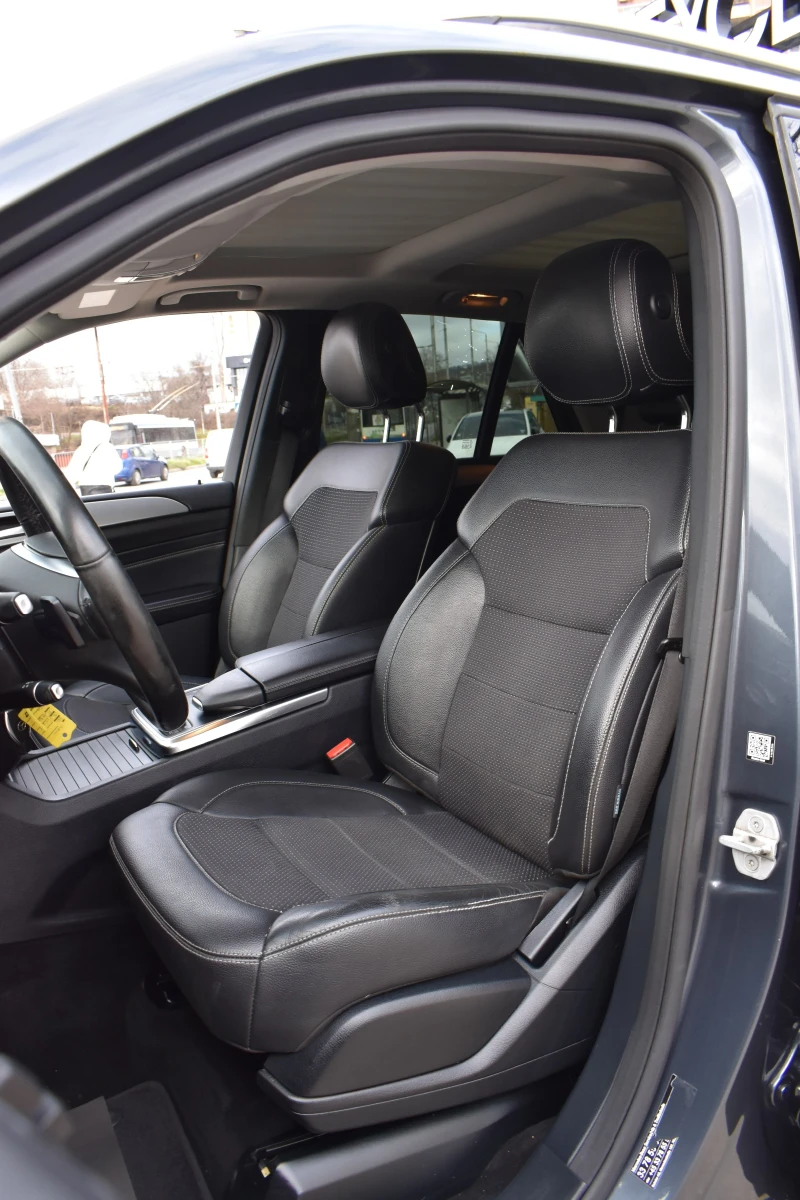 Mercedes-Benz ML 350 AIRMATIC* FULL-LED, снимка 9 - Автомобили и джипове - 53034936