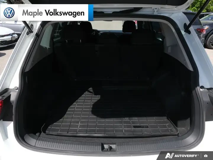 VW Tiguan Trendline 2.0T * CARFAX * АВТО КРЕДИТ * , снимка 6 - Автомобили и джипове - 54784714