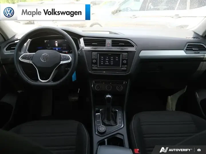 VW Tiguan Trendline 2.0T * CARFAX * АВТО КРЕДИТ * , снимка 9 - Автомобили и джипове - 54784714