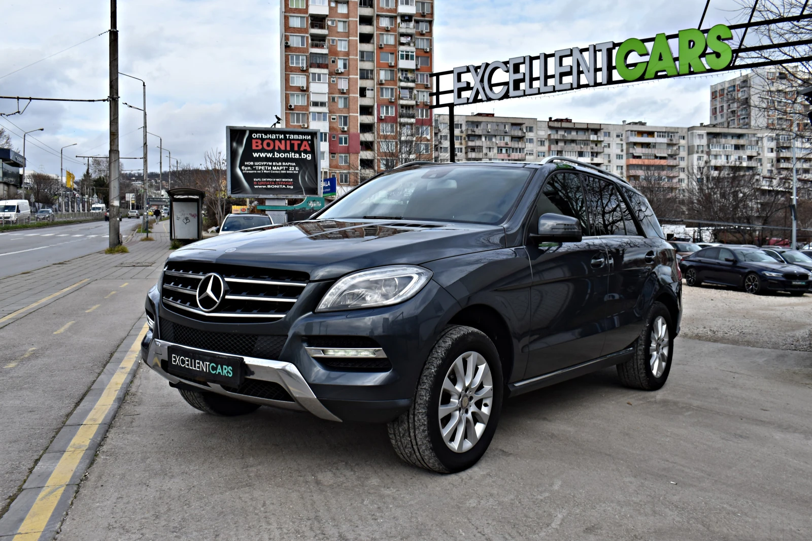 Mercedes-Benz ML 350 AIRMATIC* FULL-LED, снимка 1