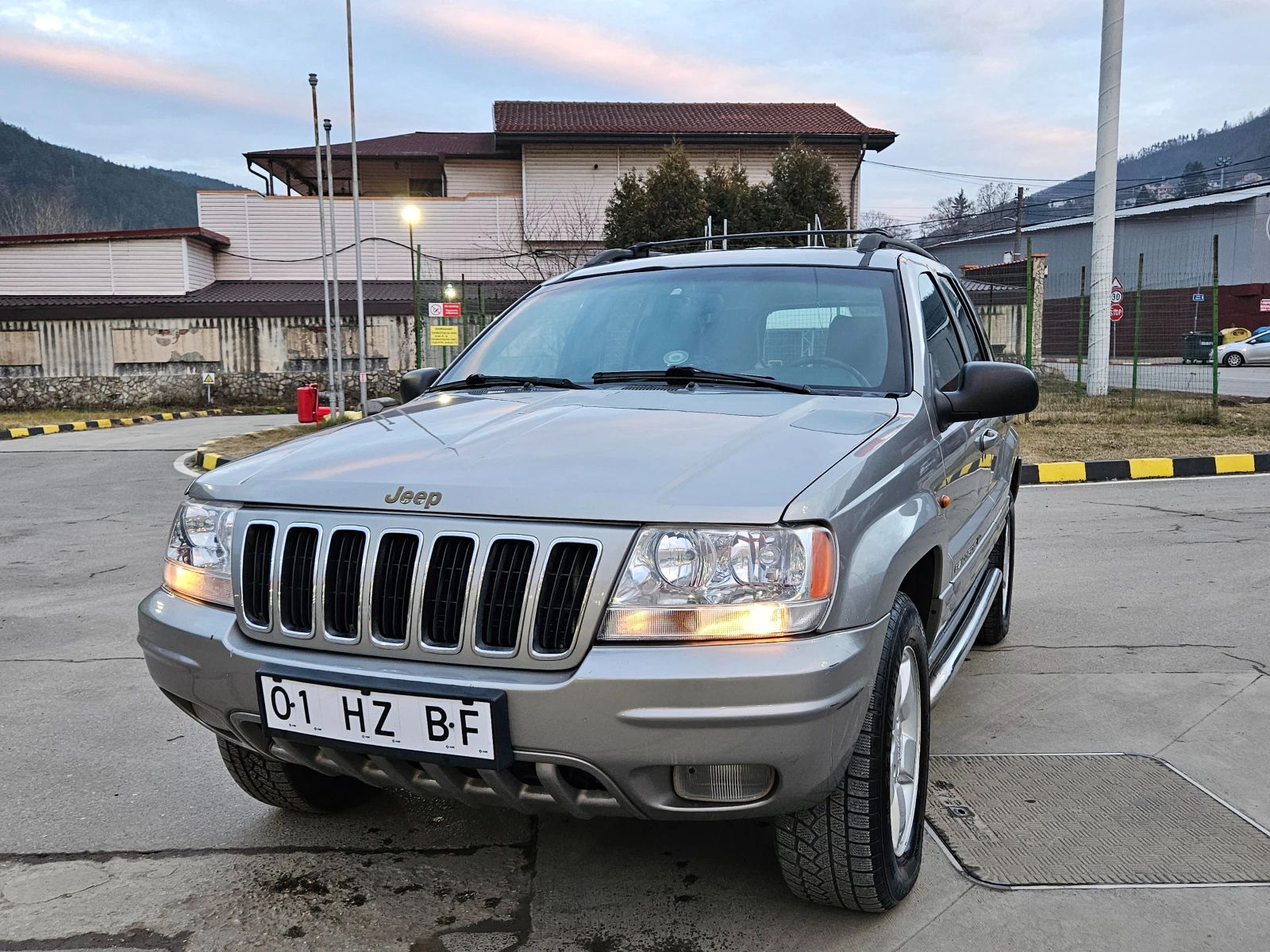 Jeep Grand cherokee 4.7 Avtomat/Koja/Quadra Drive - [1] 