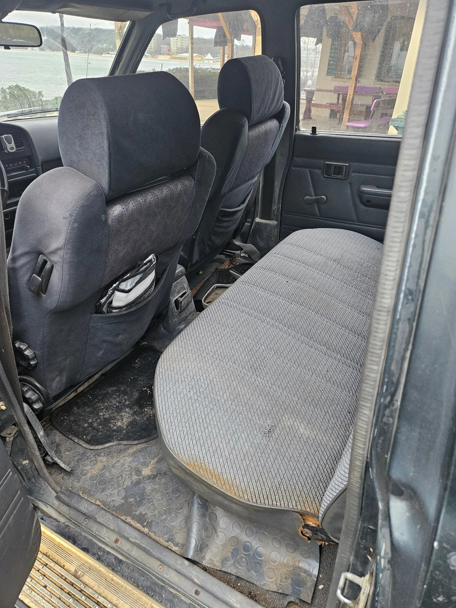 Toyota Hilux  - изображение 3