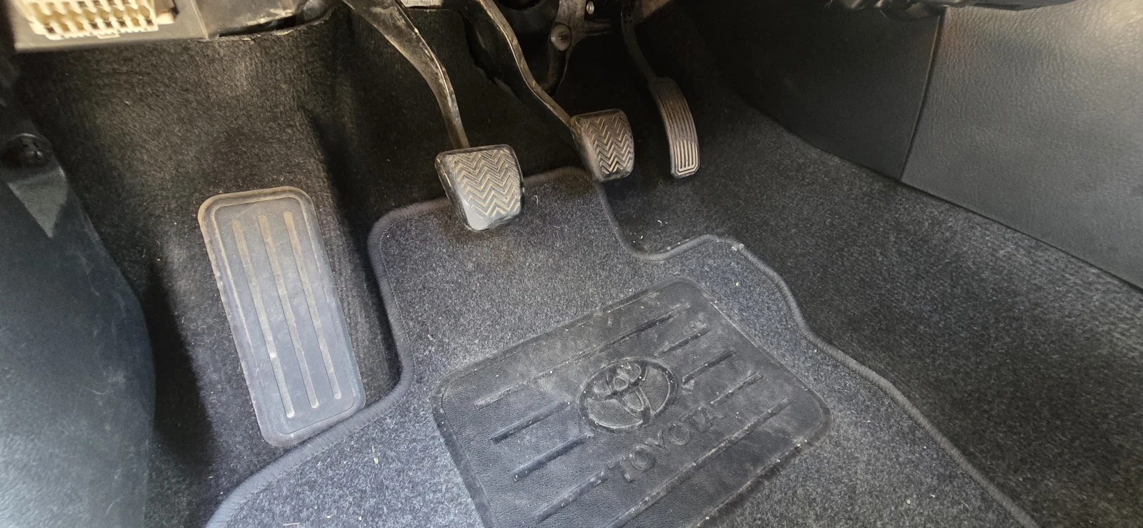 Toyota Rav4  - изображение 7
