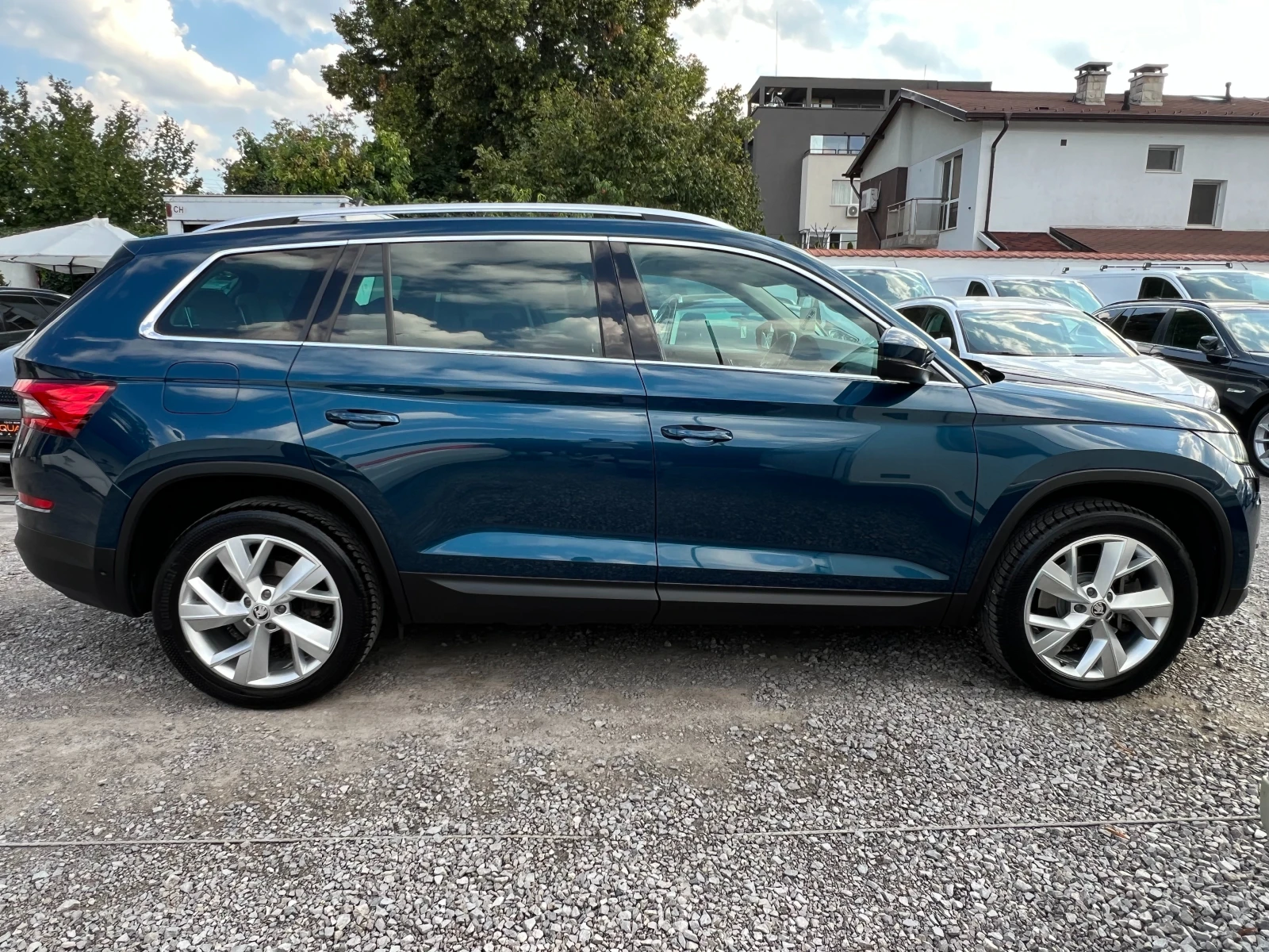 Skoda Kodiaq 2.0TDI ПАНОРАМА/360* КАМЕРИ/КОЖА/ДИСТРОНИК/PDC/LED - изображение 5