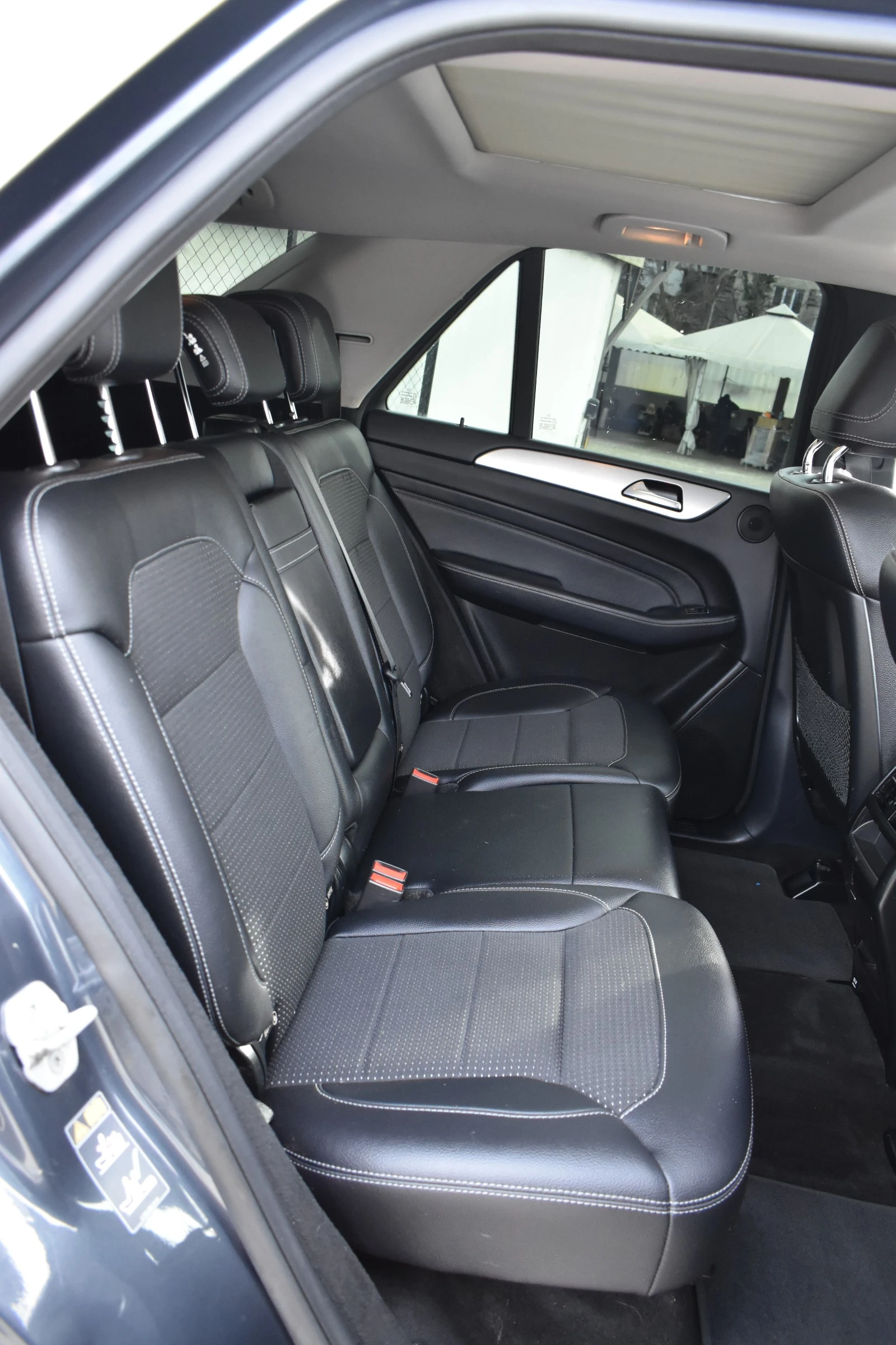 Mercedes-Benz ML 350 AIRMATIC* FULL-LED - изображение 10