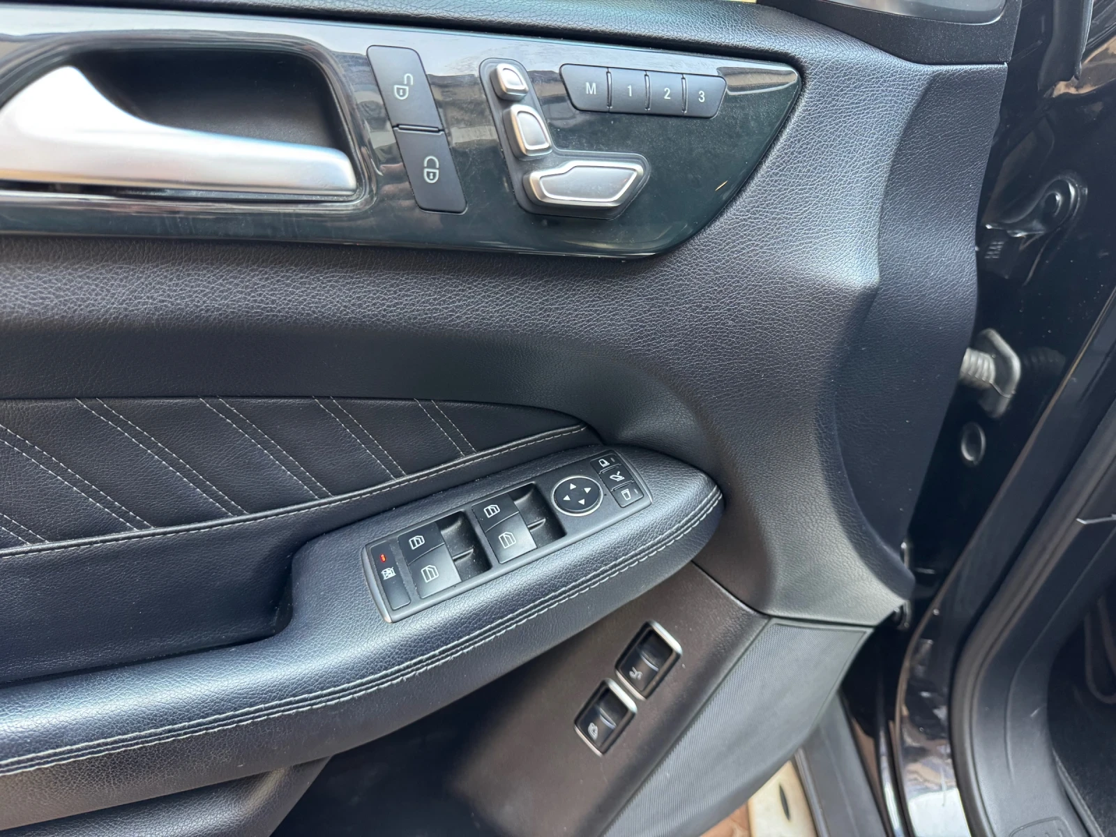 Mercedes-Benz GLE 350 AMG/COUPE/FULL!, снимка 14 - Автомобили и джипове - 53852239