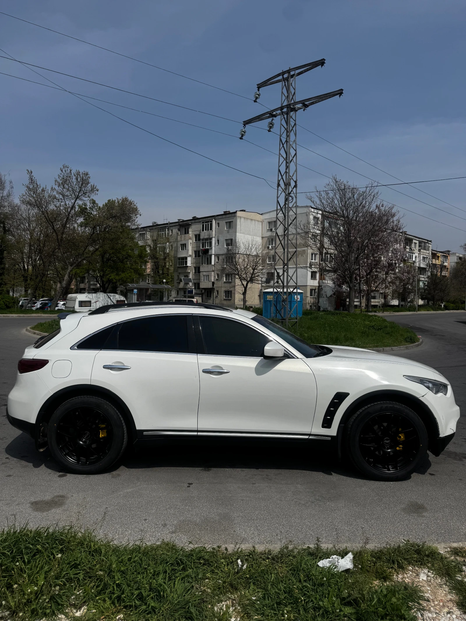 Infiniti Fx 35 Rwd, LPG, снимка 3 - Автомобили и джипове - 54210787