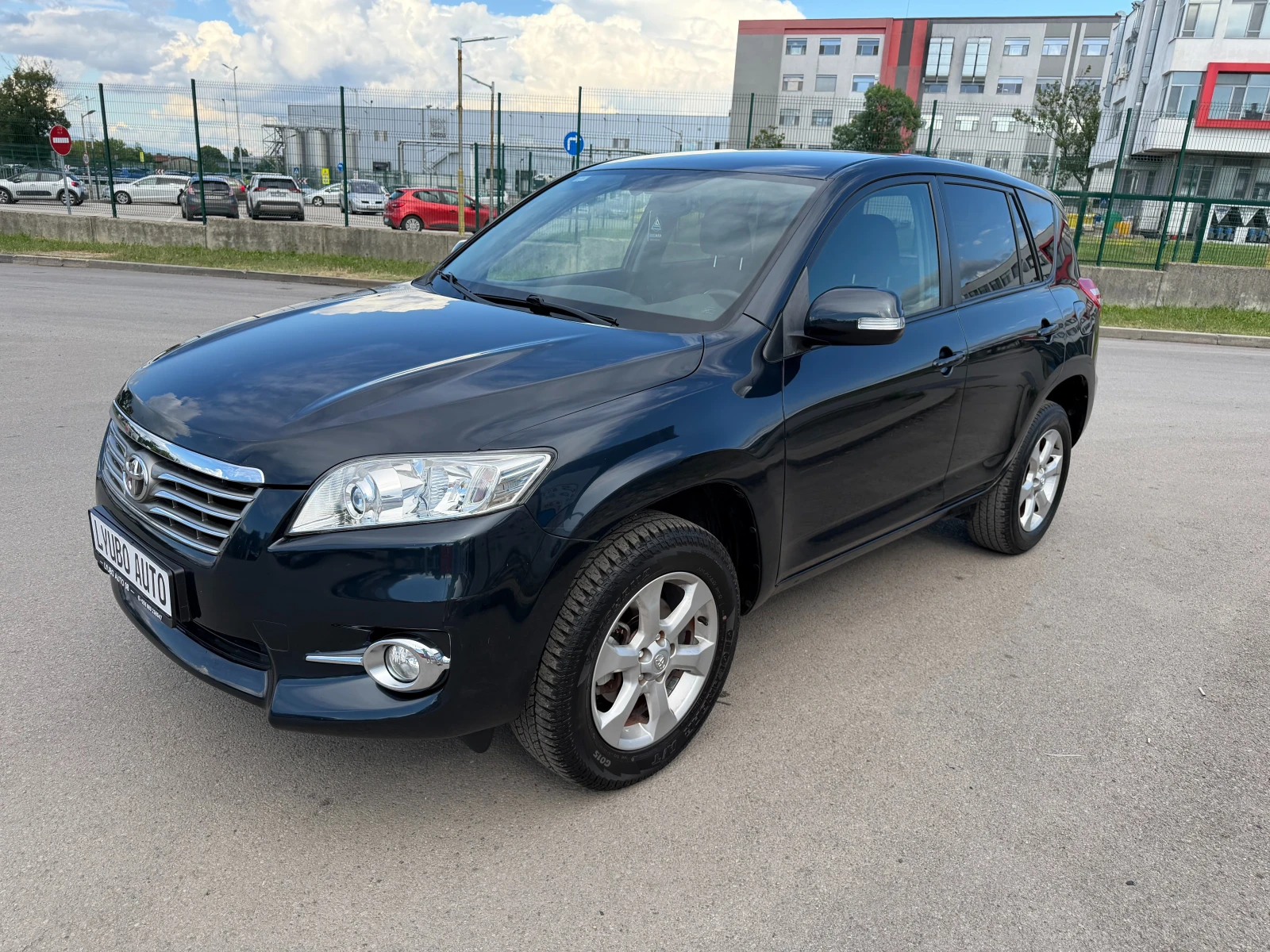 Toyota Rav4 2.2D-4D 98 000км!!! 6 Скорости Климатроник ТОП 