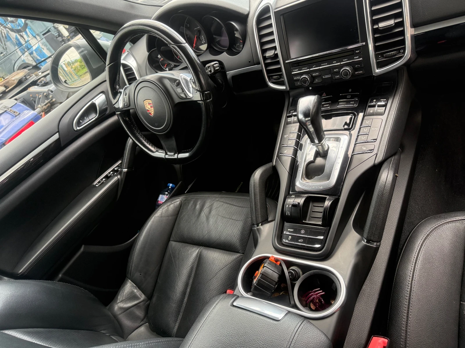 Porsche Cayenne, снимка 15 - Автомобили и джипове - 55574845