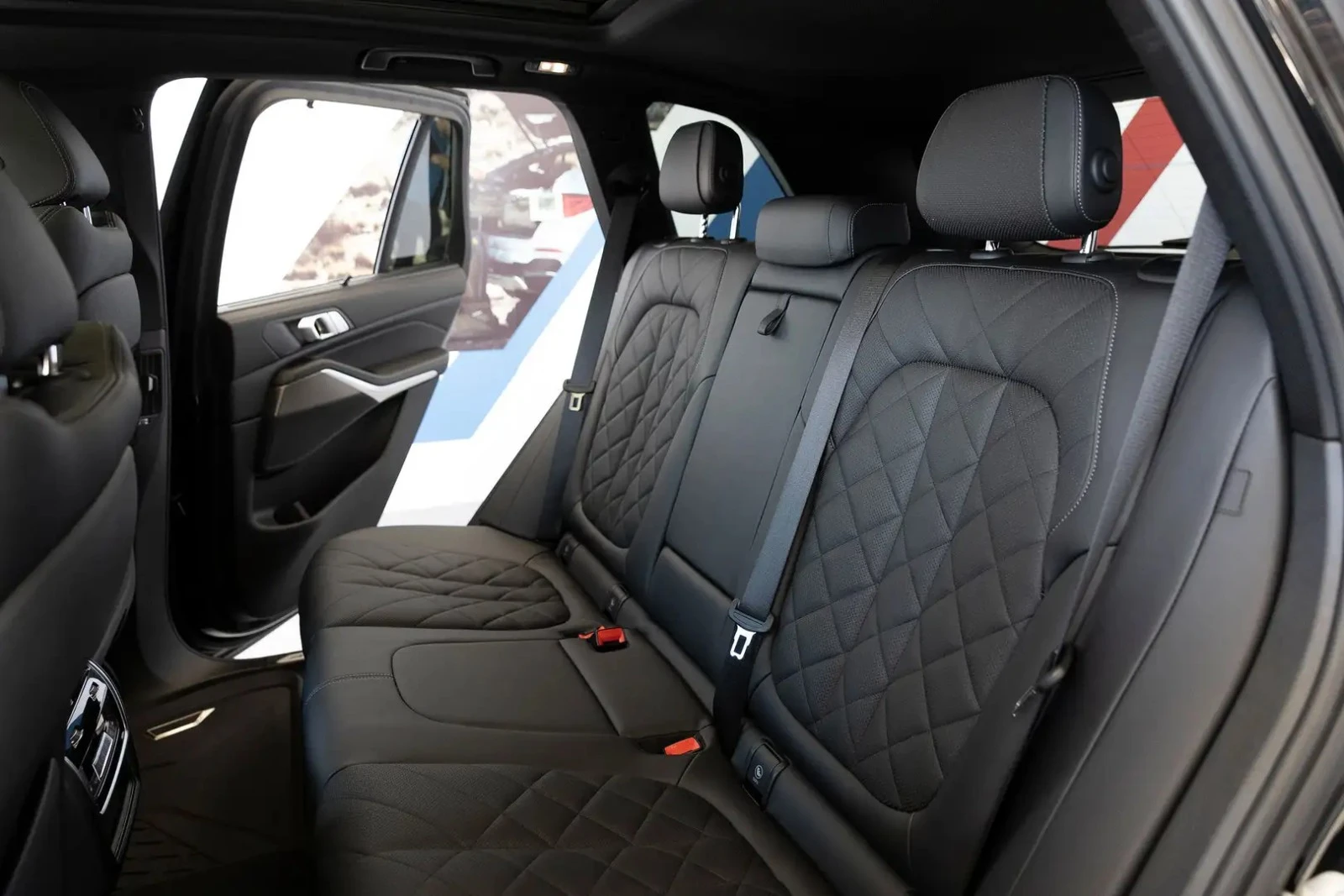 BMW X5 M50i PREMIUM ЦЕНА ДО БЪЛГАРИЯ АВТОКРЕДИТ, снимка 16 - Автомобили и джипове - 55779798