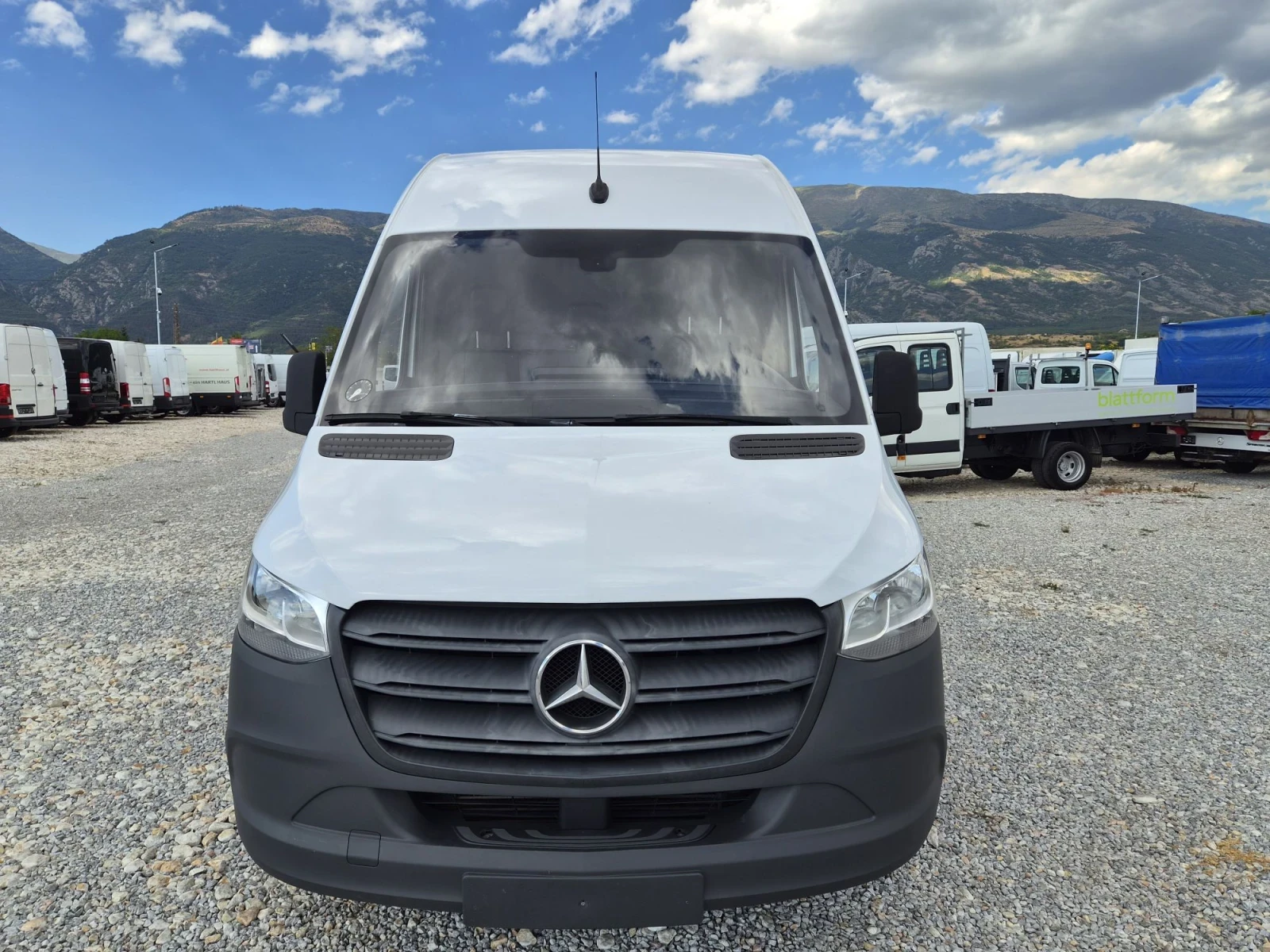 Mercedes-Benz Sprinter 316 CDI * XXL * Автомат * Ел врата * Климатик * Нави, снимка 8 - Бусове и автобуси - 55727688