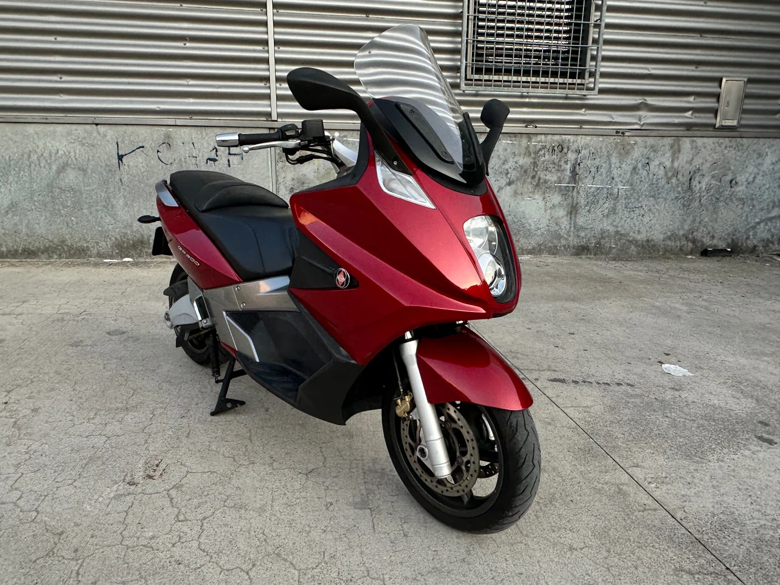 Gilera GP 839-41.466КМ.- РЕГИСТРИРАН-ОБСЛУЖЕН!, снимка 2 - Мотоциклети и мототехника - 55327033