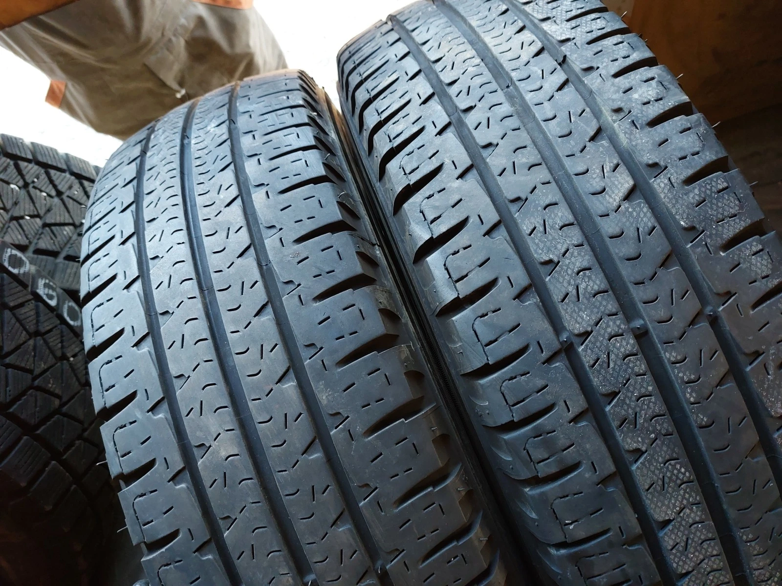 ���� 215/75R16 | Mobile.bg � ����������� 2