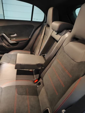 Mercedes-Benz A 200 AMG , снимка 10