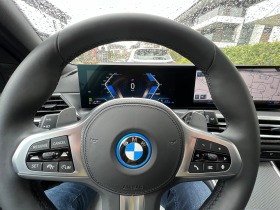 BMW 330 xDrive LCI НОВА! M Sport H/K Panorama HUD Гаранция, снимка 9 - Автомобили и джипове - 45191903