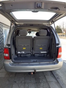 Kia Carnival, снимка 8