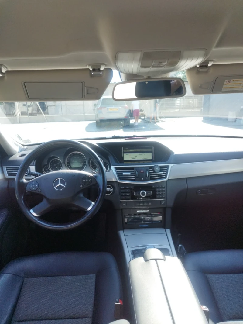 Mercedes-Benz E 350, снимка 15 - Автомобили и джипове - 48088891