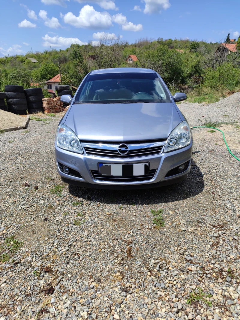 Opel Astra, снимка 2 - Автомобили и джипове - 47558117