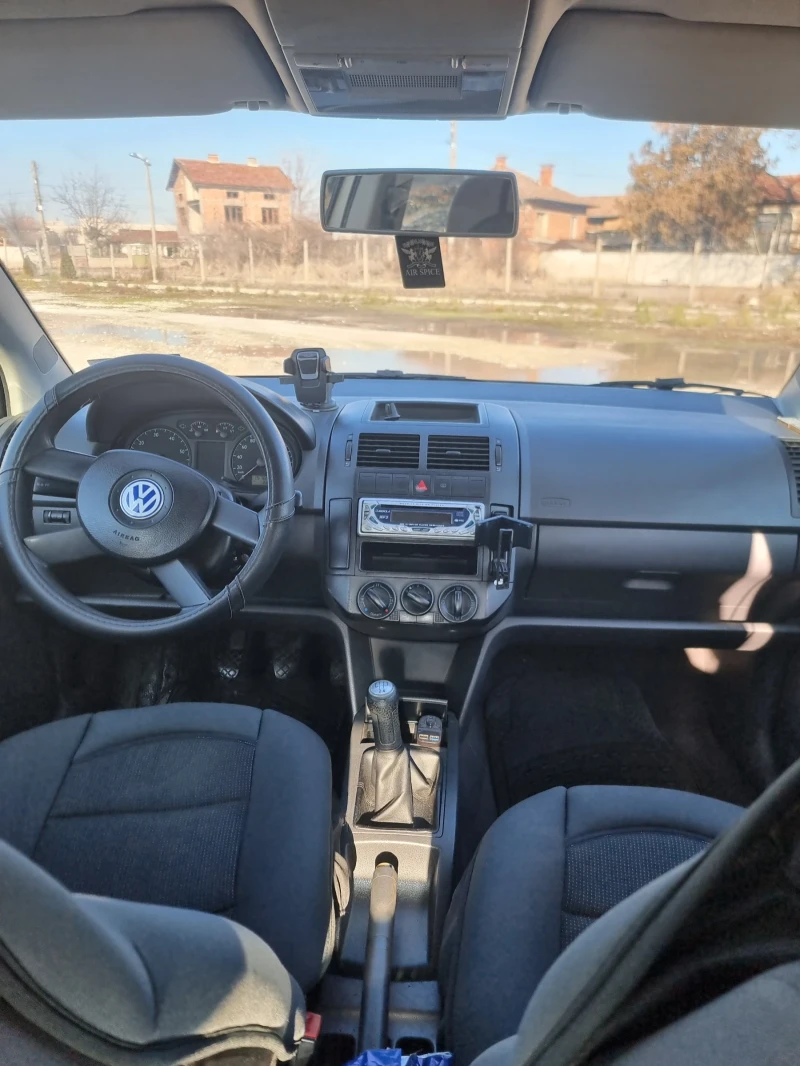 VW Polo, снимка 9 - Автомобили и джипове - 48432330