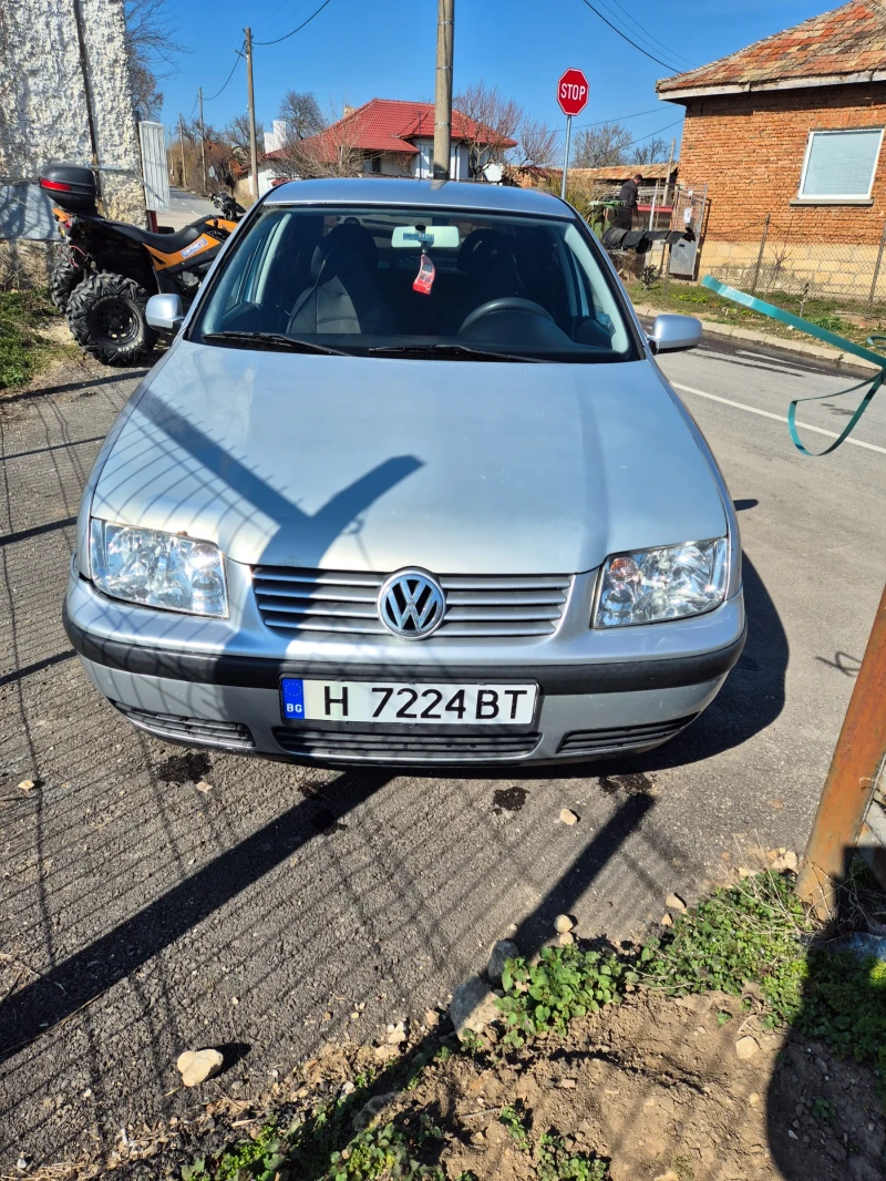 VW Bora, снимка 1 - Автомобили и джипове - 49458233