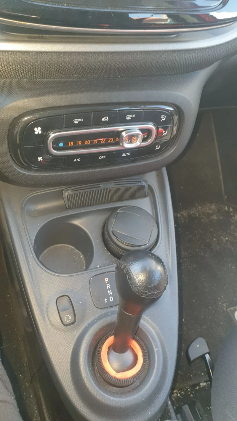 Smart Forfour, снимка 3 - Автомобили и джипове - 52474633