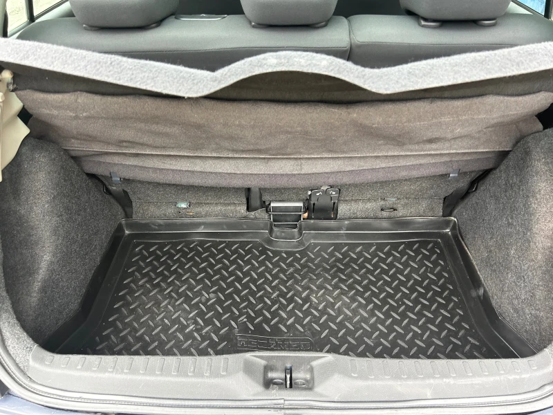 Nissan Micra Автоматик от ГЕРМНИЯ, снимка 10 - Автомобили и джипове - 52302786