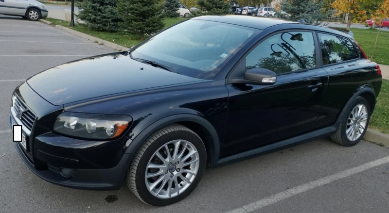 Volvo C30, снимка 3 - Автомобили и джипове - 52541873