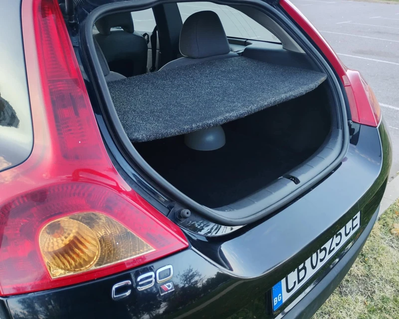 Volvo C30, снимка 11 - Автомобили и джипове - 52541873
