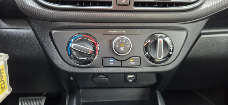 Hyundai I10 АВТОМАТИК, снимка 12 - Автомобили и джипове - 52410970