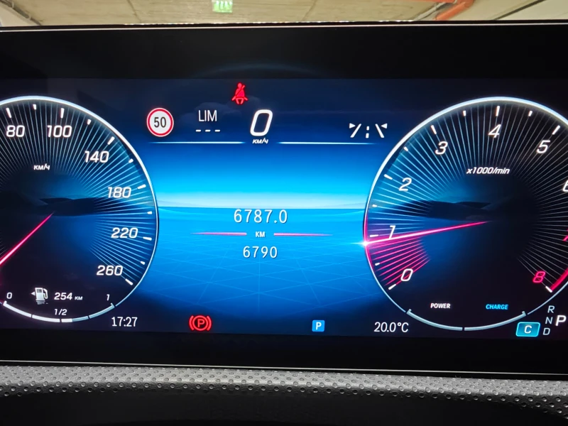 Mercedes-Benz A 200 AMG , снимка 7 - Автомобили и джипове - 52604340