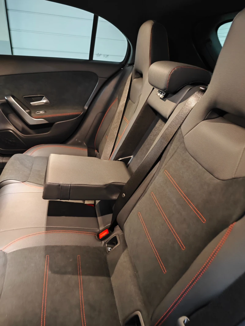 Mercedes-Benz A 200 AMG , снимка 10 - Автомобили и джипове - 52604340