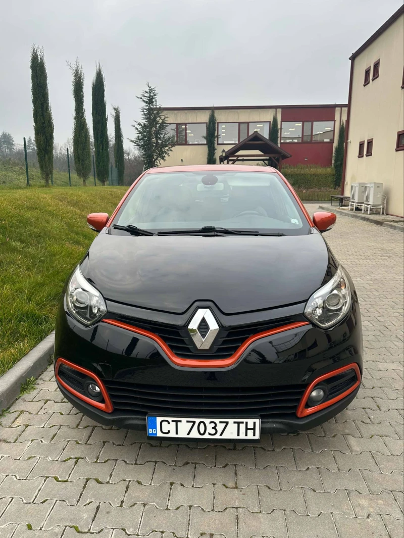 Renault Captur 1.2TCe Luxe, снимка 10 - Автомобили и джипове - 52681382