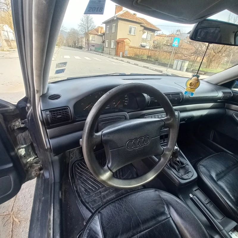 Audi A4, снимка 4 - Автомобили и джипове - 52771186