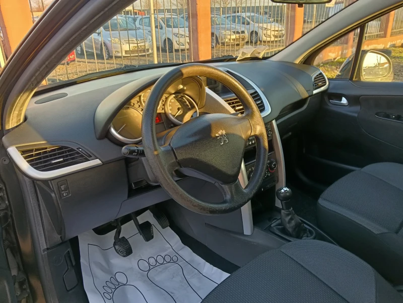 Peugeot 207 1.4i, снимка 8 - Автомобили и джипове - 52816129