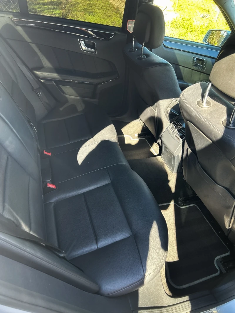 Mercedes-Benz E 350, снимка 9 - Автомобили и джипове - 52960746