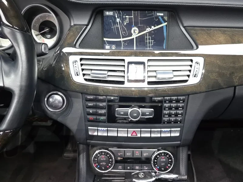 Mercedes-Benz CLS 350, снимка 14 - Автомобили и джипове - 55784951