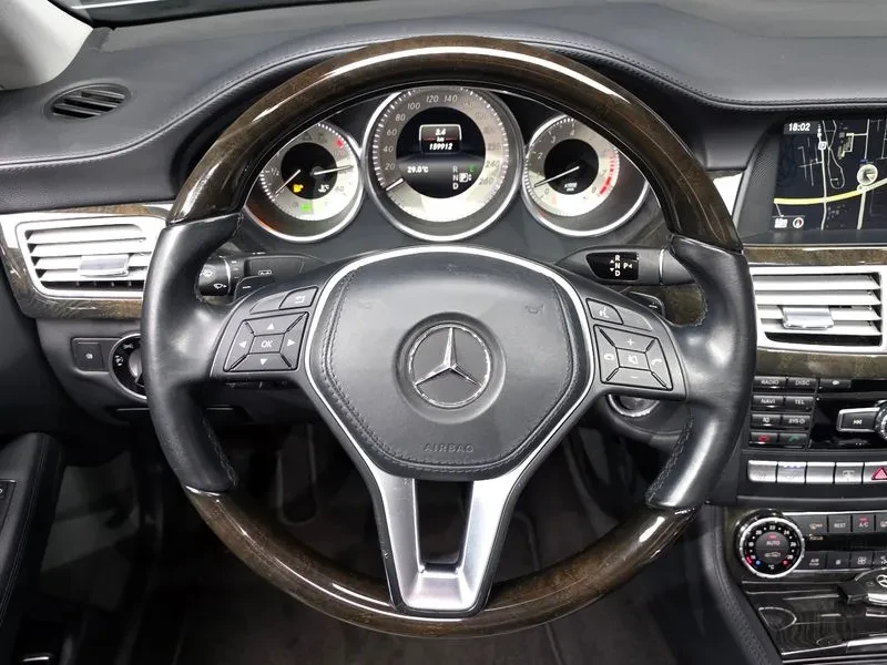 Mercedes-Benz CLS 350, снимка 13 - Автомобили и джипове - 55784951