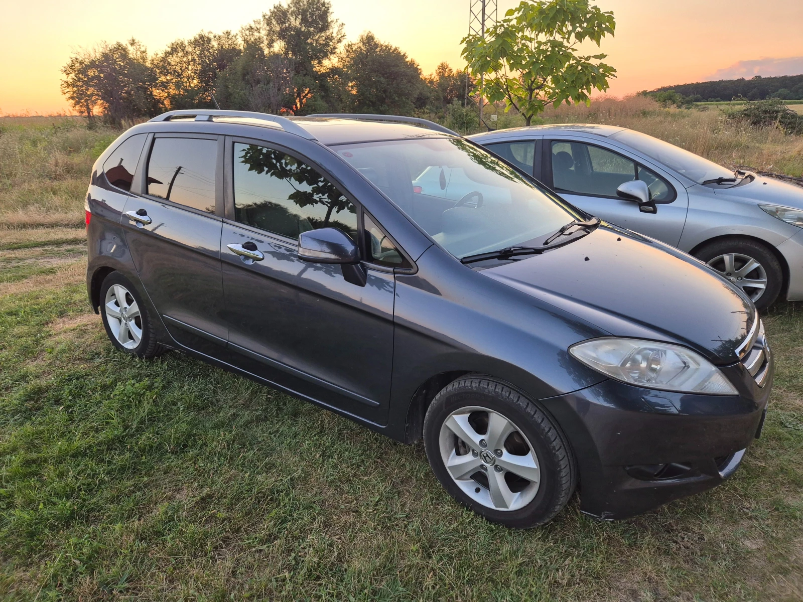 Honda Fr-v 2.2Exclusive  - изображение 6