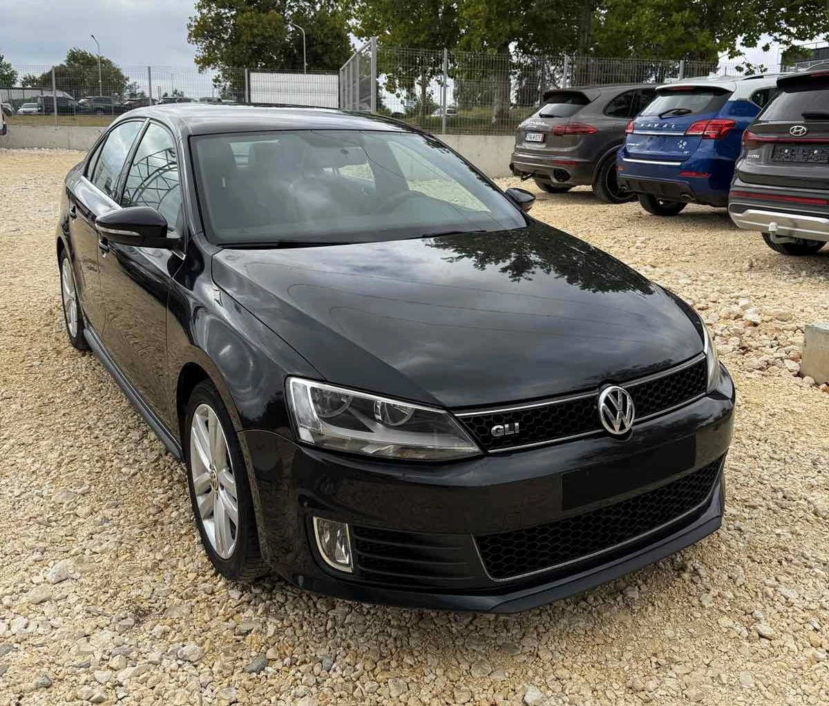VW Golf  2.0 TSI Highline GTI - изображение 2