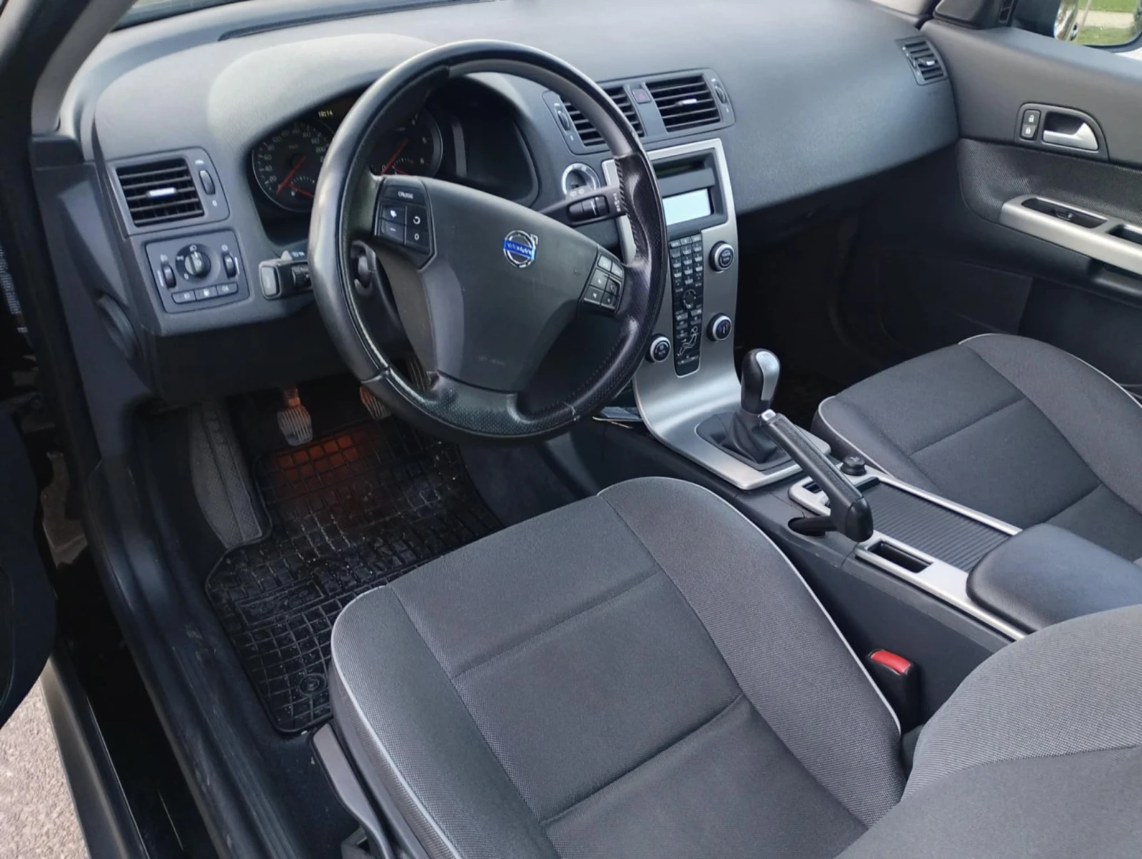 Volvo C30  - изображение 9